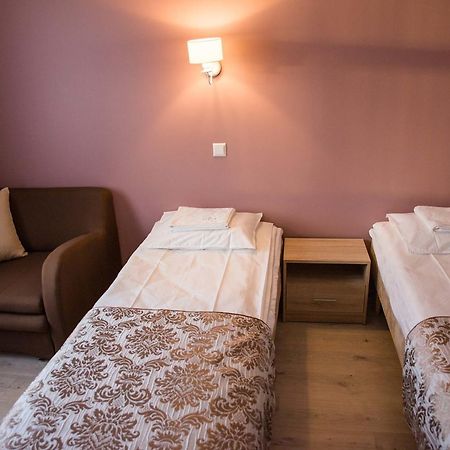 מוסטוואה Ankur Hotell מראה חיצוני תמונה