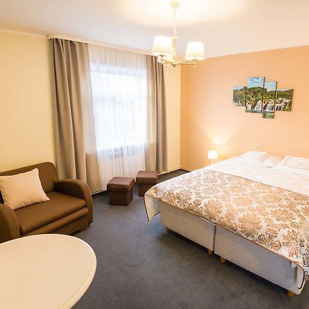 מוסטוואה Ankur Hotell מראה חיצוני תמונה