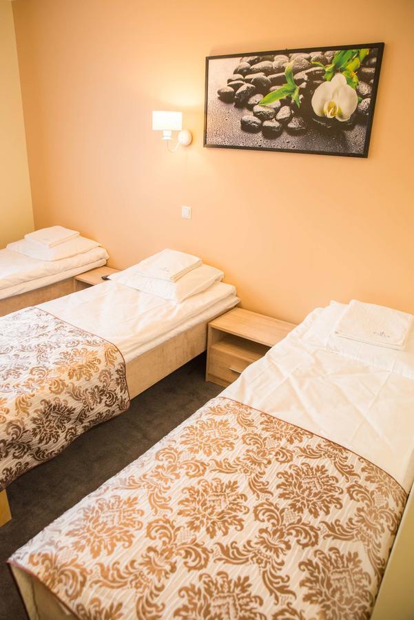 מוסטוואה Ankur Hotell מראה חיצוני תמונה