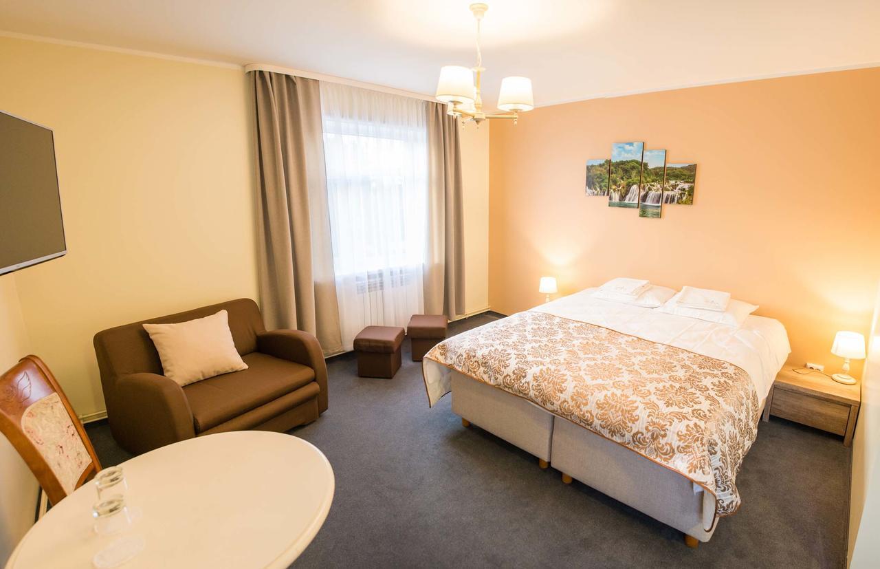 מוסטוואה Ankur Hotell מראה חיצוני תמונה
