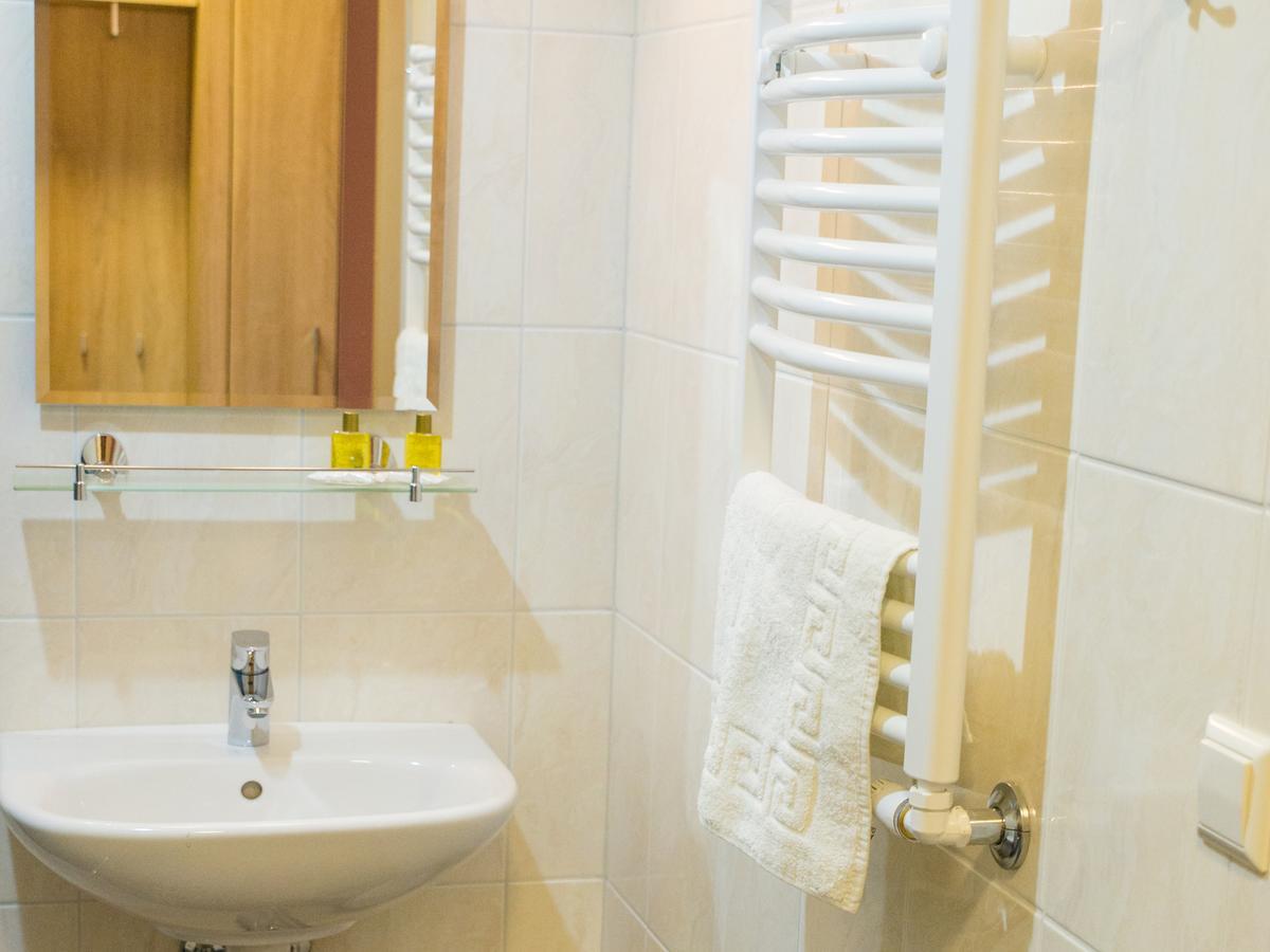 מוסטוואה Ankur Hotell מראה חיצוני תמונה