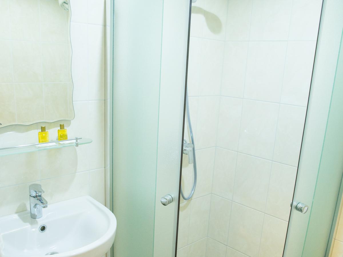 מוסטוואה Ankur Hotell מראה חיצוני תמונה